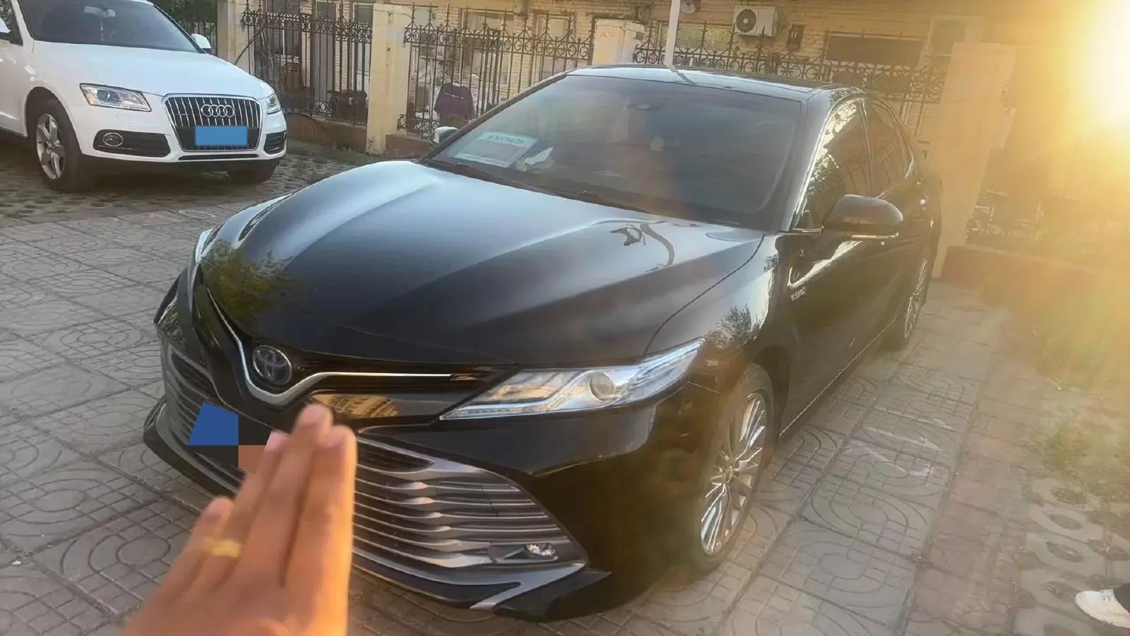 2019 Toyota Camry 2.5L 178HP L4 E-CVT Hybrid,autocango,china used car exporter,china ev exporter,chinese used car exporter,chinese used ev exporter