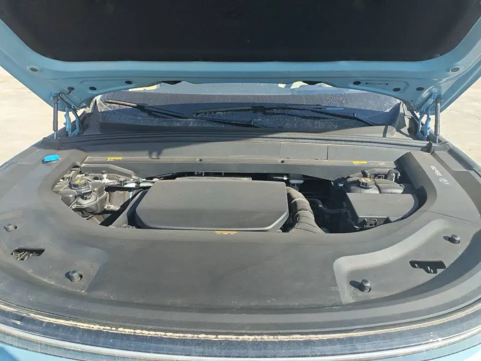 2025 Li L8 Range Extended 154HP REEV,autocango,china used car exporter,china ev exporter,chinese used car exporter,chinese used ev exporter