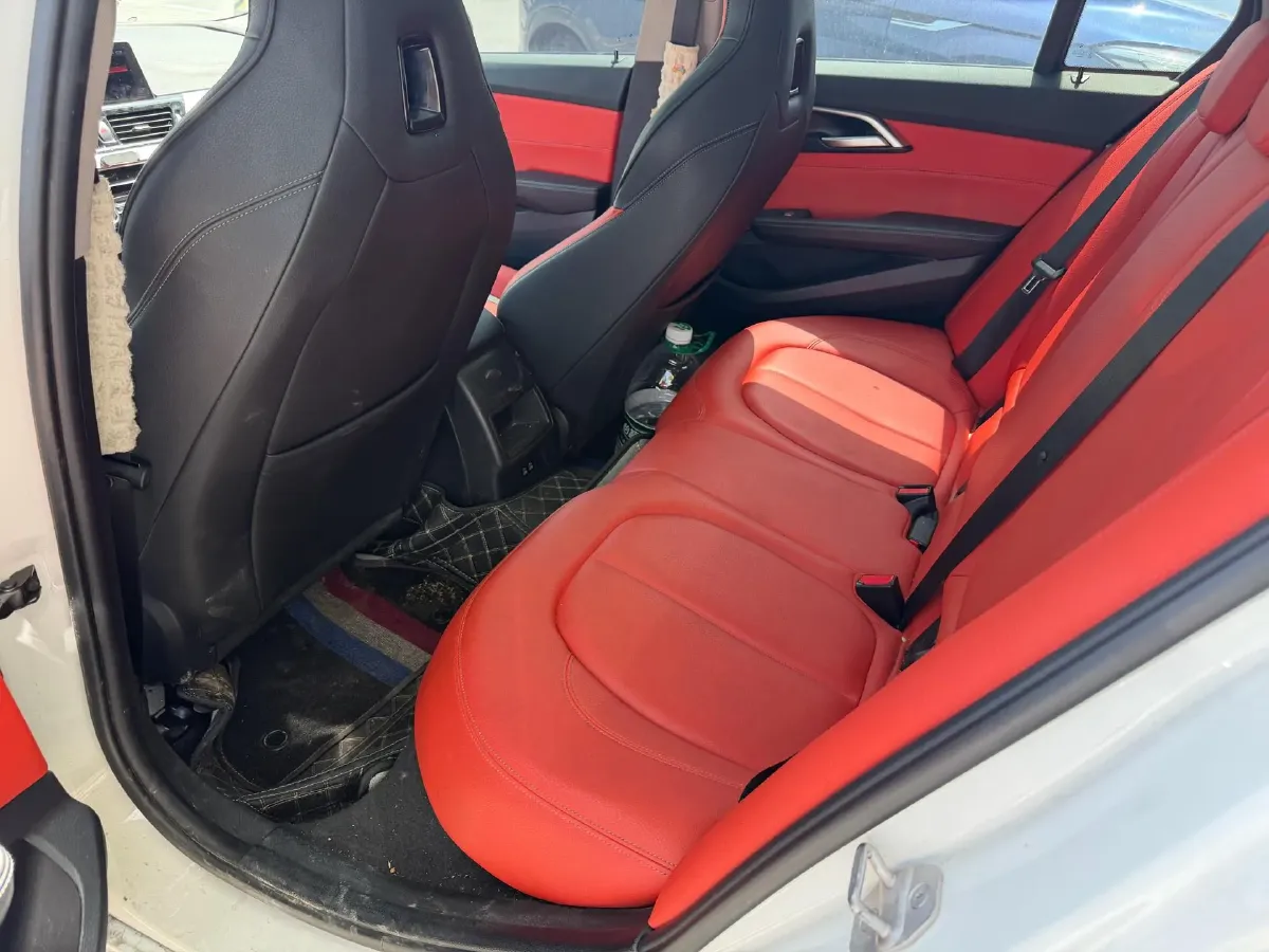 2022 BMW 1 Series 2.0T 192HP L4 7DCT,autocango,china used car exporter,china ev exporter,chinese used car exporter,chinese used ev exporter