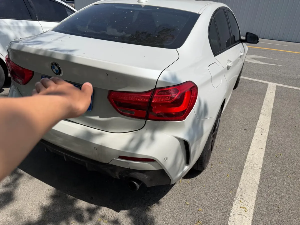 2022 BMW 1 Series 2.0T 192HP L4 7DCT,autocango,china used car exporter,china ev exporter,chinese used car exporter,chinese used ev exporter