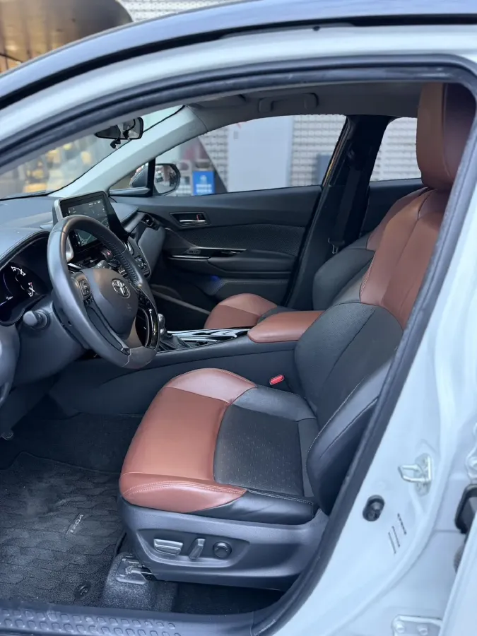 2021 Toyota Izoa 2.0L 146HP L4 E-CVT Hybrid,autocango,china used car exporter,china ev exporter,chinese used car exporter,chinese used ev exporter