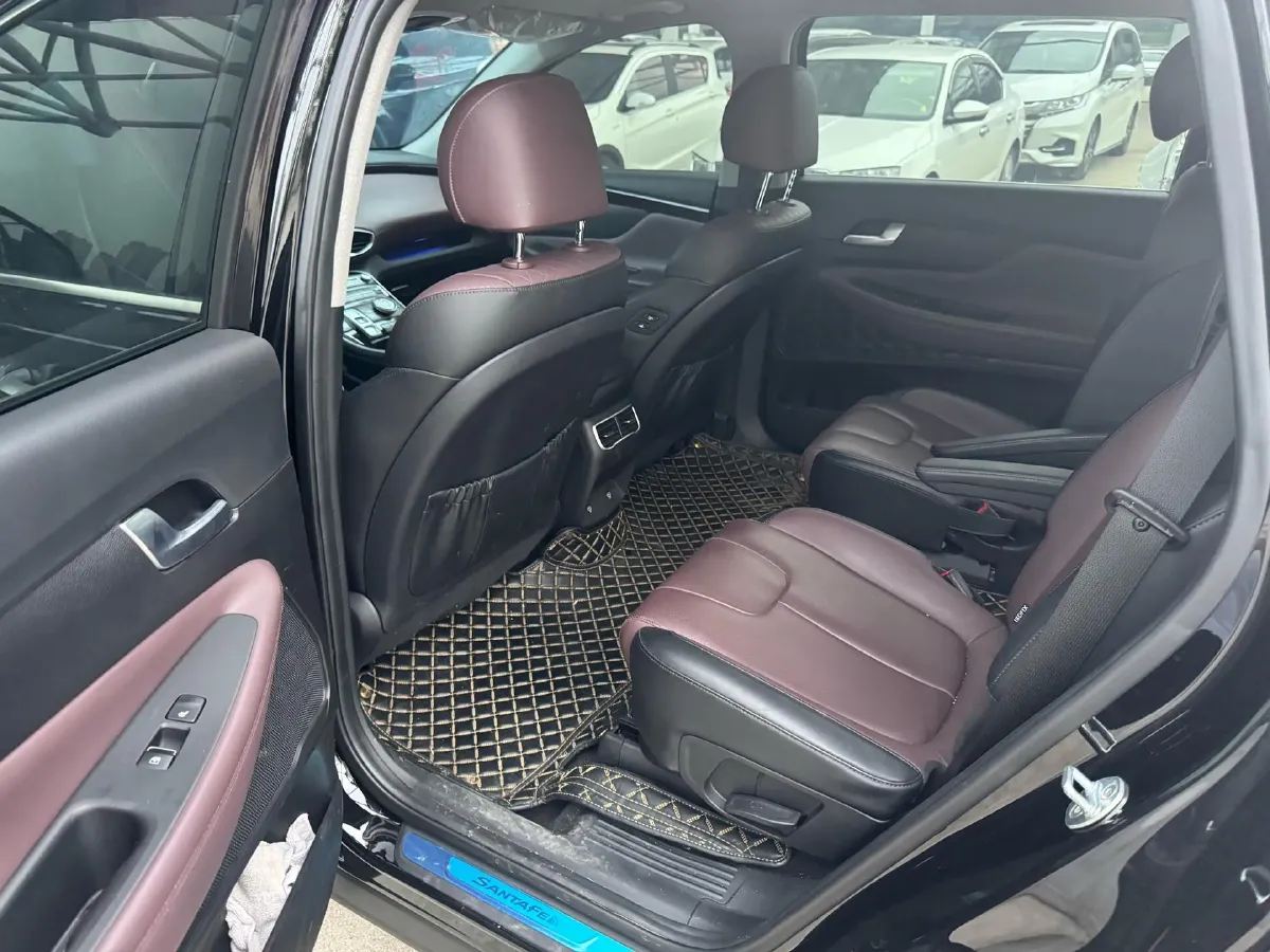 2023 Hyundai Santafe 2.0T 230HP L4 8AT,autocango,china used car exporter,china ev exporter,chinese used car exporter,chinese used ev exporter