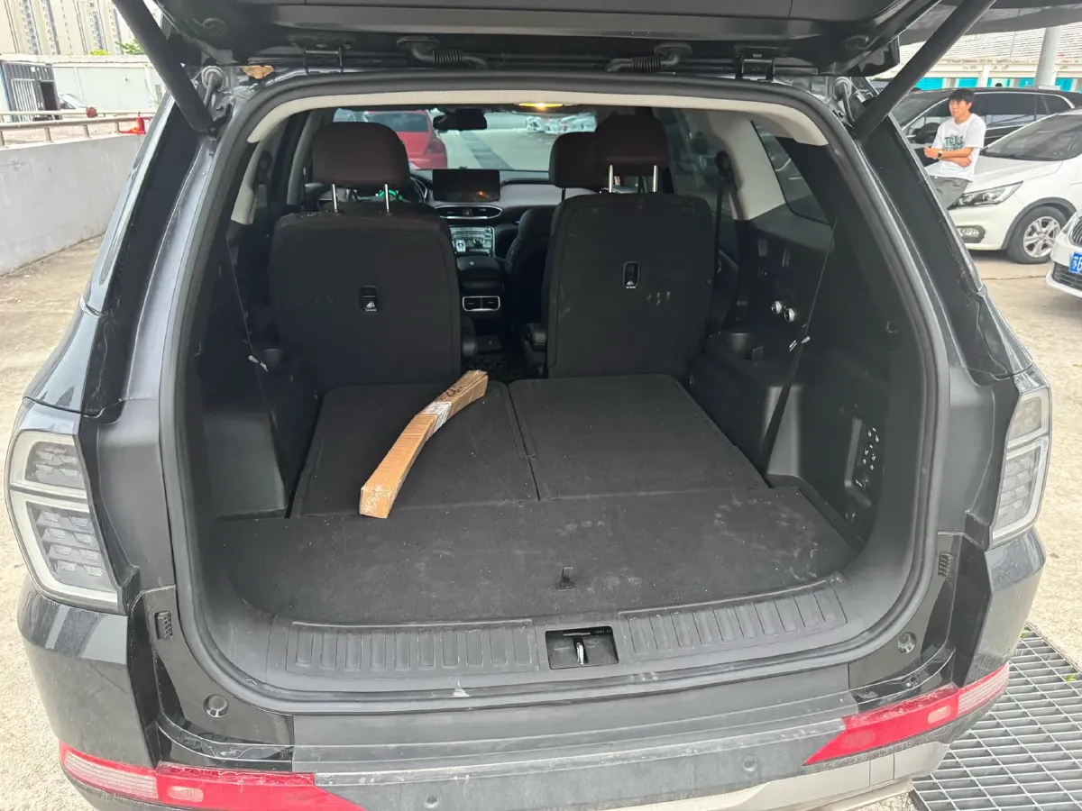 2023 Hyundai Santafe 2.0T 230HP L4 8AT,autocango,china used car exporter,china ev exporter,chinese used car exporter,chinese used ev exporter