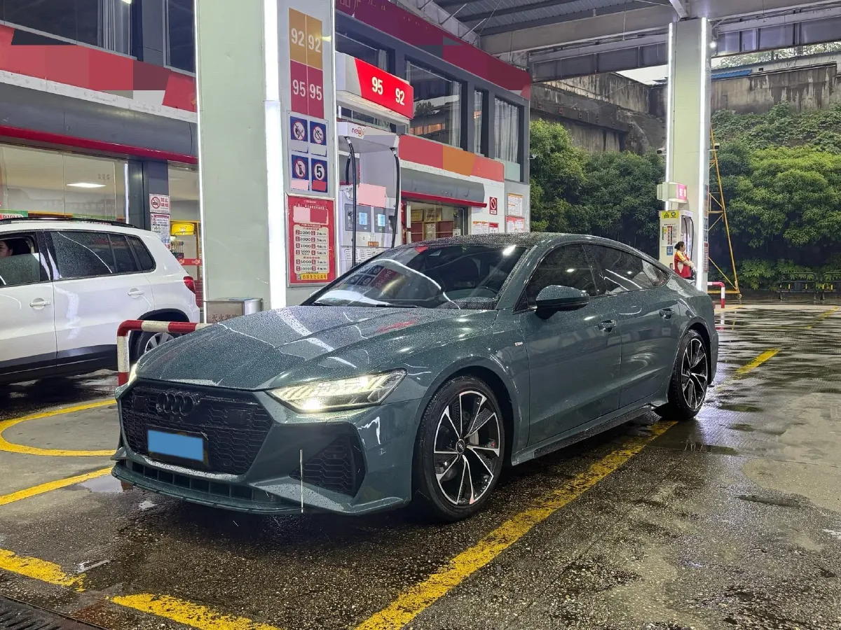 2021 Audi A7 2.0T 245HP L4 7DCT,autocango,china used car exporter,china ev exporter,chinese used car exporter,chinese used ev exporter