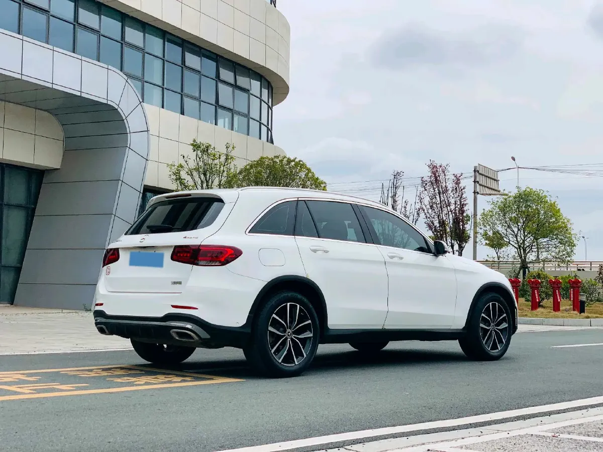 2021 Mercedes-Benz GLC Class 2.0T 197HP L4 9AT,autocango,china used car exporter,china ev exporter,chinese used car exporter,chinese used ev exporter
