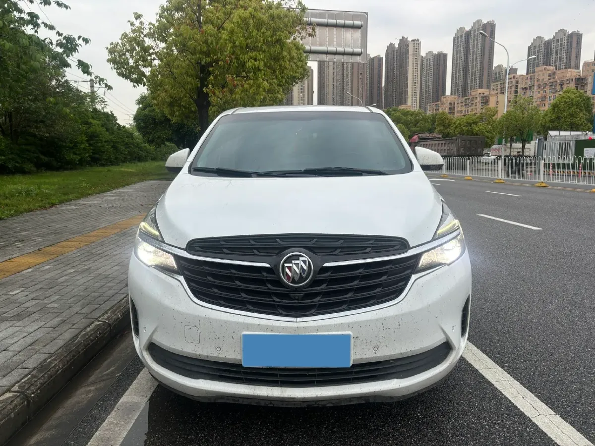 2022 Buick GL8 2.0T 237HP L4 9AT,autocango,china used car exporter,china ev exporter,chinese used car exporter,chinese used ev exporter