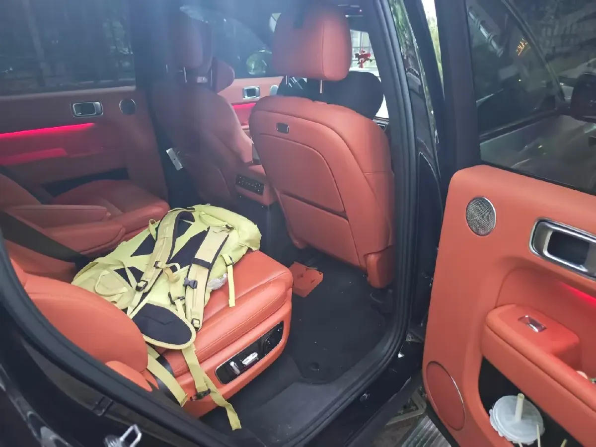 2024 Li L9 Range Extended 154HP REEV 52.3KWH,autocango,china used car exporter,china ev exporter,chinese used car exporter,chinese used ev exporter