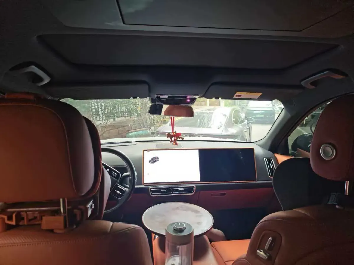 2024 Li L9 Range Extended 154HP REEV 52.3KWH,autocango,china used car exporter,china ev exporter,chinese used car exporter,chinese used ev exporter