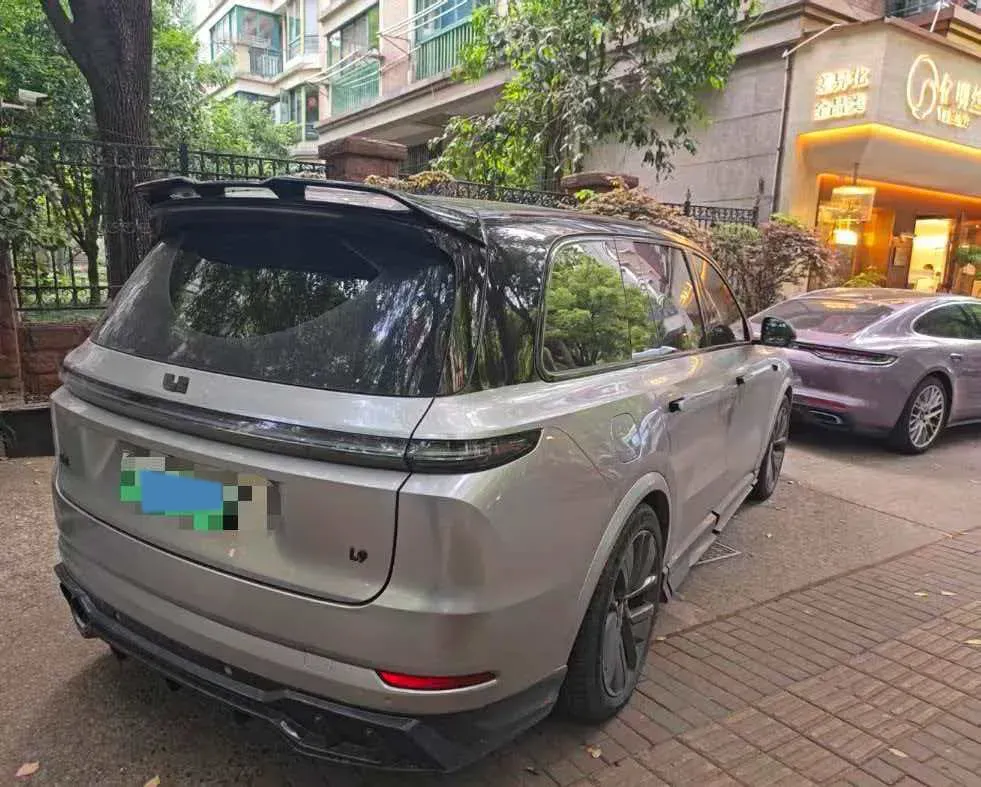 2024 Li L9 Range Extended 154HP REEV 52.3KWH,autocango,china used car exporter,china ev exporter,chinese used car exporter,chinese used ev exporter