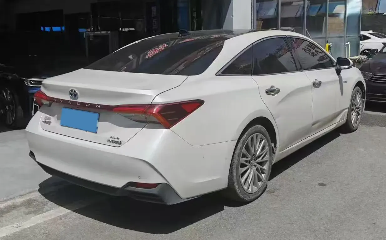 2022 Toyota Avalon 2.5L 178HP L4 E-CVT Hybrid,autocango,china used car exporter,china ev exporter,chinese used car exporter,chinese used ev exporter