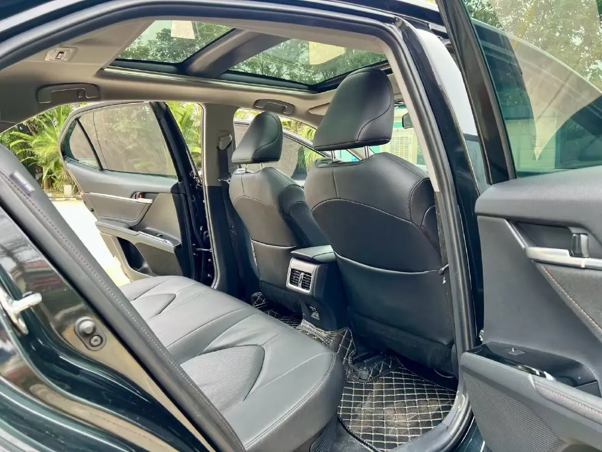 2021 Toyota Camry 2.5L 178HP L4 E-CVT Hybrid,autocango,china used car exporter,china ev exporter,chinese used car exporter,chinese used ev exporter