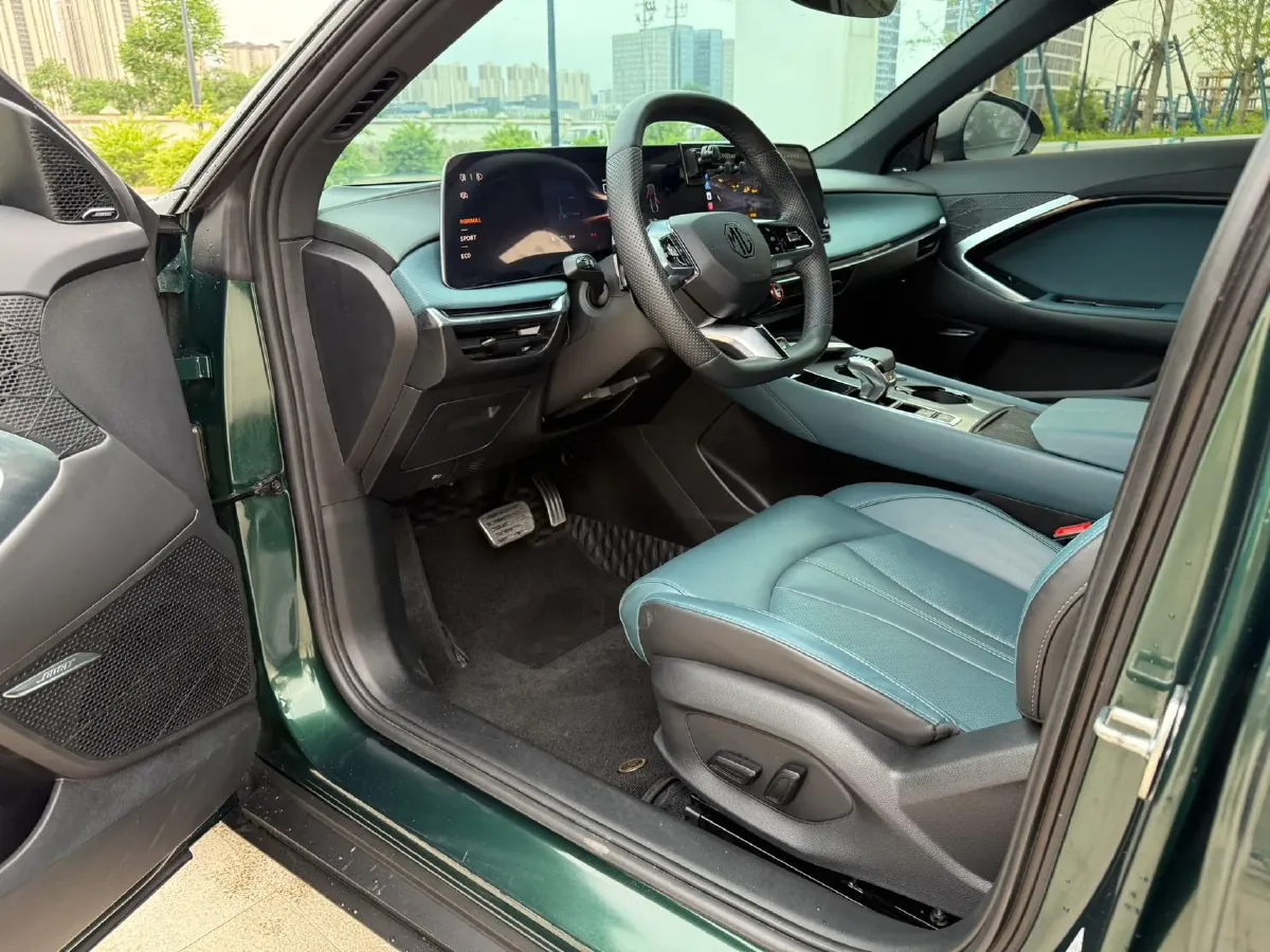 2023 MG 7 1.5T 188HP L4 7DCT,autocango,china used car exporter,china ev exporter,chinese used car exporter,chinese used ev exporter