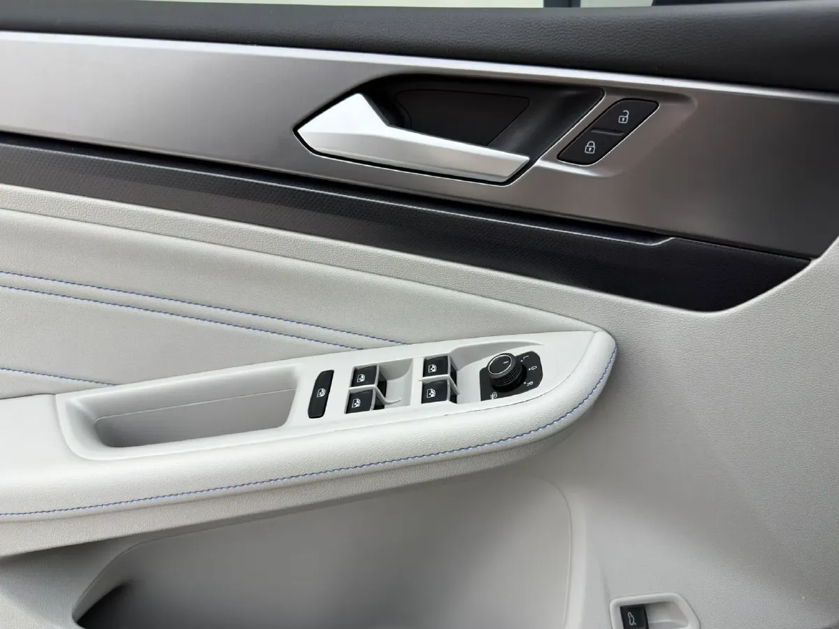 2023 Volkswagen Lamando 1.4T 150HP L4 7DCT,autocango,china used car exporter,china ev exporter,chinese used car exporter,chinese used ev exporter