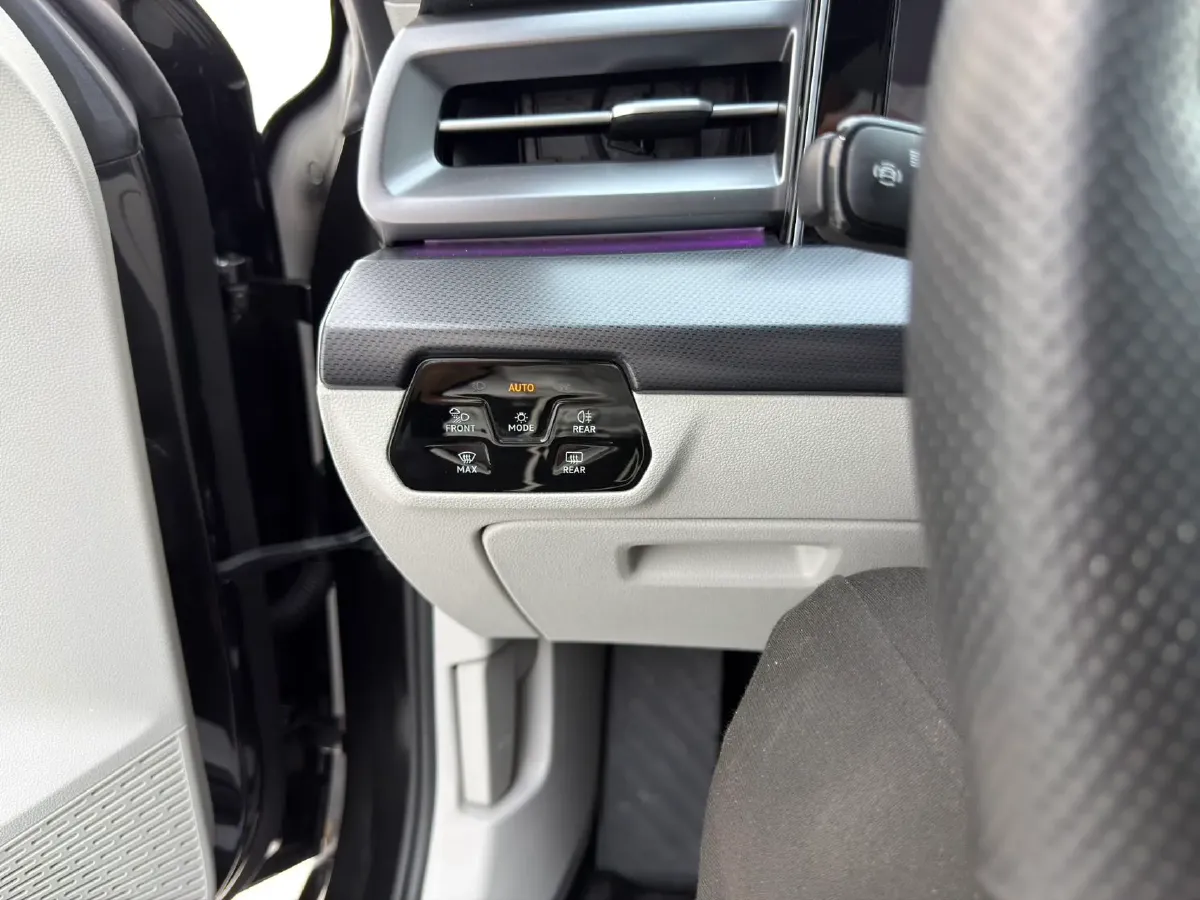 2023 Volkswagen Lamando 1.4T 150HP L4 7DCT,autocango,china used car exporter,china ev exporter,chinese used car exporter,chinese used ev exporter