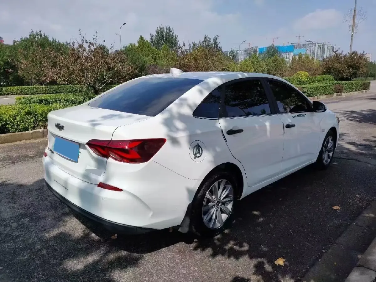 2021 Chevrolet Monza 1.5L 113HP L4 6AT,autocango,china used car exporter,china ev exporter,chinese used car exporter,chinese used ev exporter