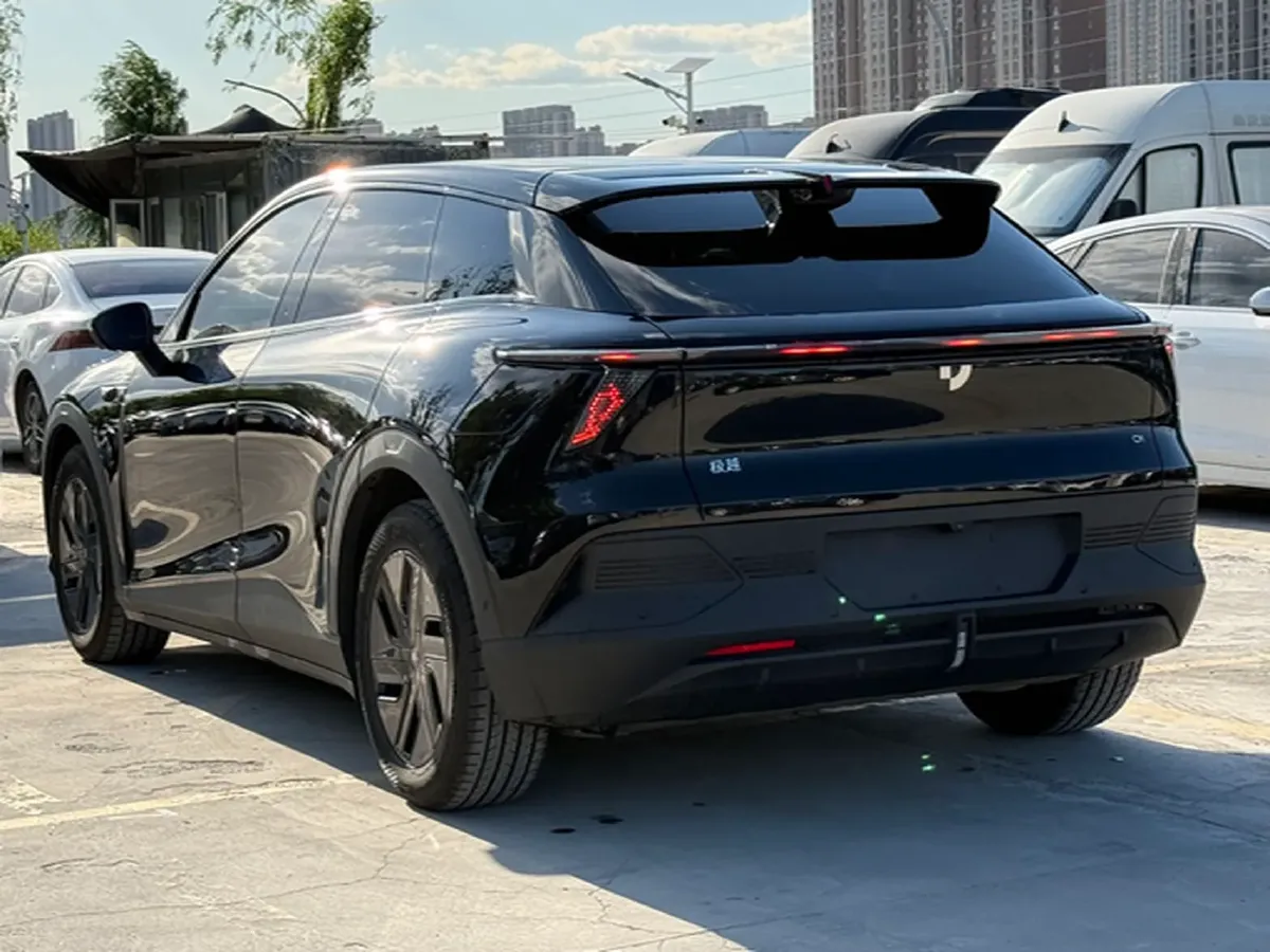 2023 Honda CR-V 2.0L 150HP L4 E-CVT PHEV 17.7KWH,autocango,china used car exporter,china ev exporter,chinese used car exporter,chinese used ev exporter