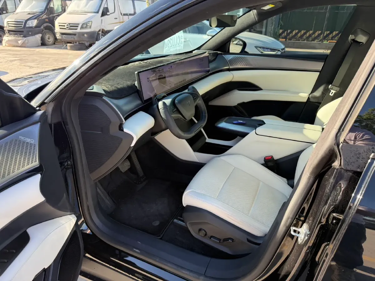 2023 Honda CR-V 2.0L 150HP L4 E-CVT PHEV 17.7KWH,autocango,china used car exporter,china ev exporter,chinese used car exporter,chinese used ev exporter