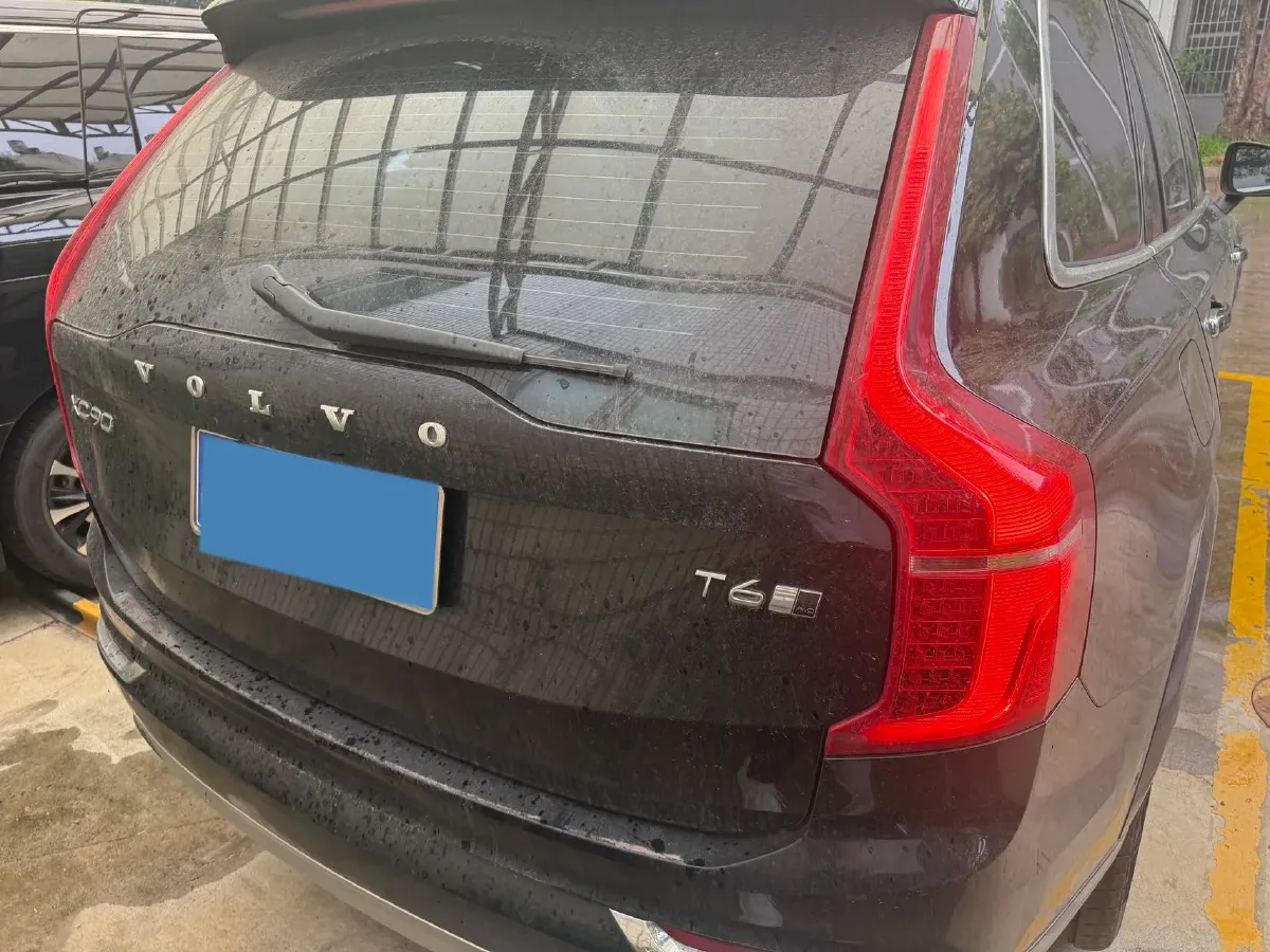2019 Volvo XC90 2.0T 320HP L4 8AT,autocango,china used car exporter,china ev exporter,chinese used car exporter,chinese used ev exporter