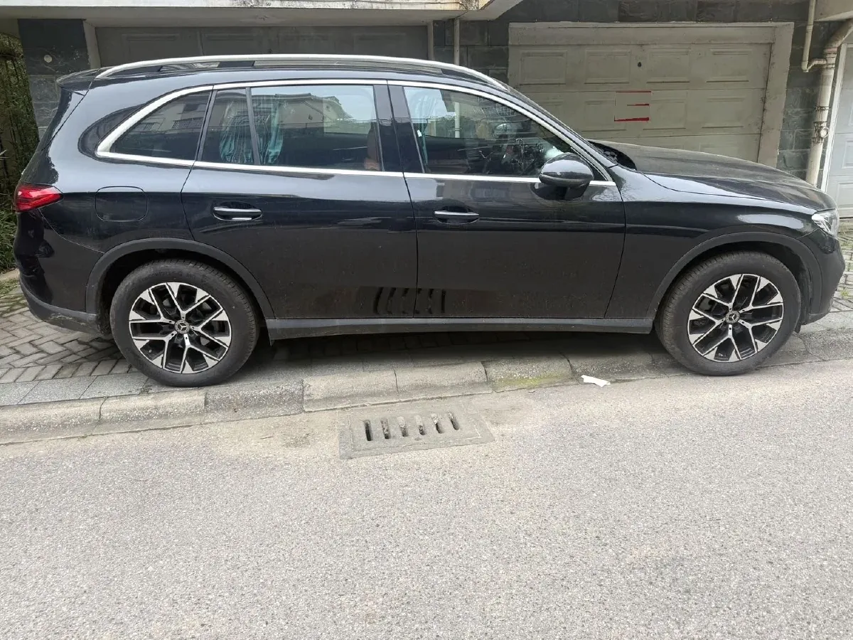 2024 Mercedes-Benz GLC Class 2.0T 204HP L4 9AT,autocango,china used car exporter,china ev exporter,chinese used car exporter,chinese used ev exporter