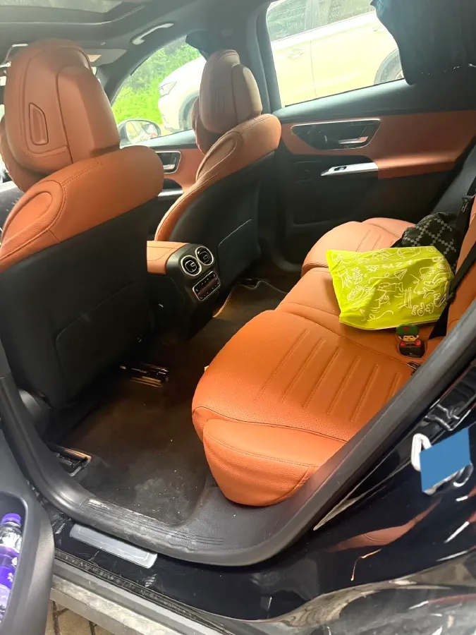 2024 Mercedes-Benz GLC Class 2.0T 204HP L4 9AT,autocango,china used car exporter,china ev exporter,chinese used car exporter,chinese used ev exporter