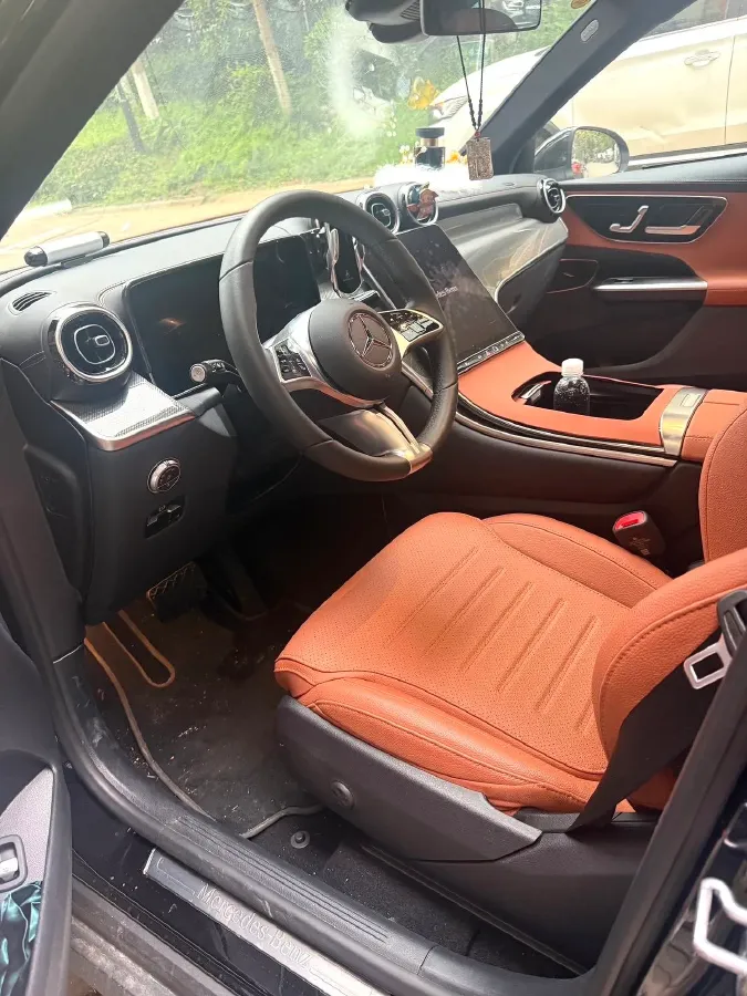 2024 Mercedes-Benz GLC Class 2.0T 204HP L4 9AT,autocango,china used car exporter,china ev exporter,chinese used car exporter,chinese used ev exporter