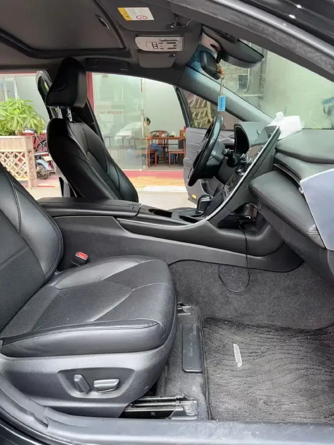 2019 Toyota Avalon 2.5L 178HP L4 E-CVT Hybrid,autocango,china used car exporter,china ev exporter,chinese used car exporter,chinese used ev exporter