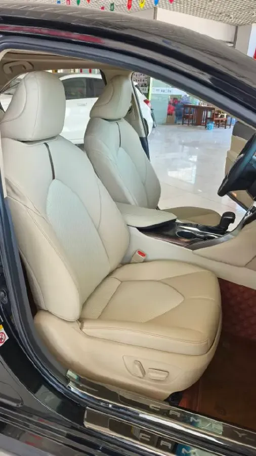 2018 Toyota Camry 2.5L 209HP L4 8AT,autocango,china used car exporter,china ev exporter,chinese used car exporter,chinese used ev exporter