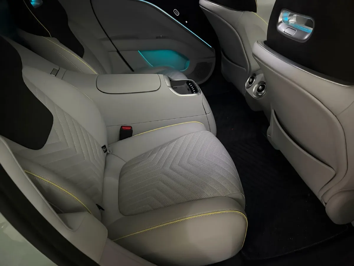 2024 Avatr 11 BEV 116KWH,autocango,china used car exporter,china ev exporter,chinese used car exporter,chinese used ev exporter