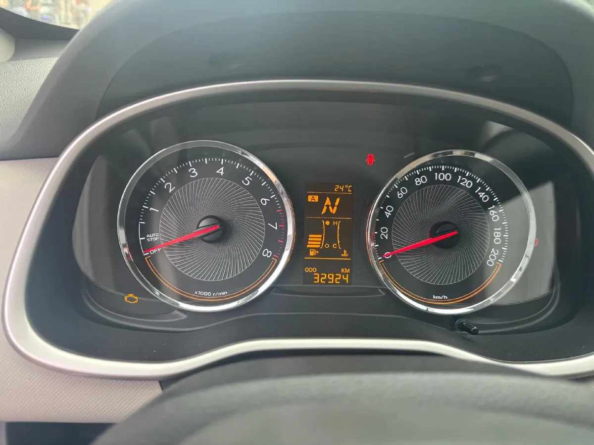 2018 Chery Tiggo 3 1.6L 126HP L4 5MT,autocango,china used car exporter,china ev exporter,chinese used car exporter,chinese used ev exporter