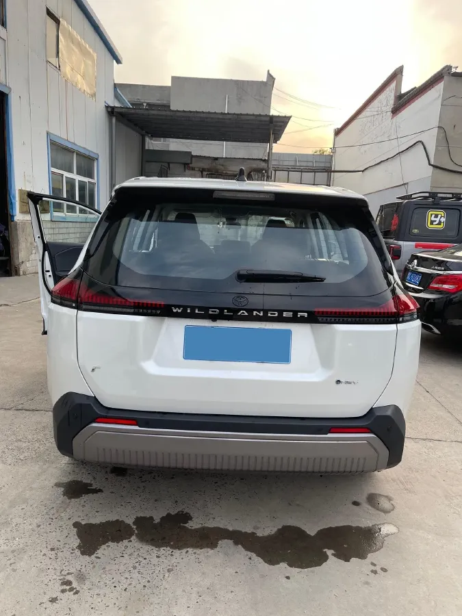 2026 Toyota Wildlander 2.0L 152HP L4 E-CVT Hybrid,autocango,china used car exporter,china ev exporter,chinese used car exporter,chinese used ev exporter