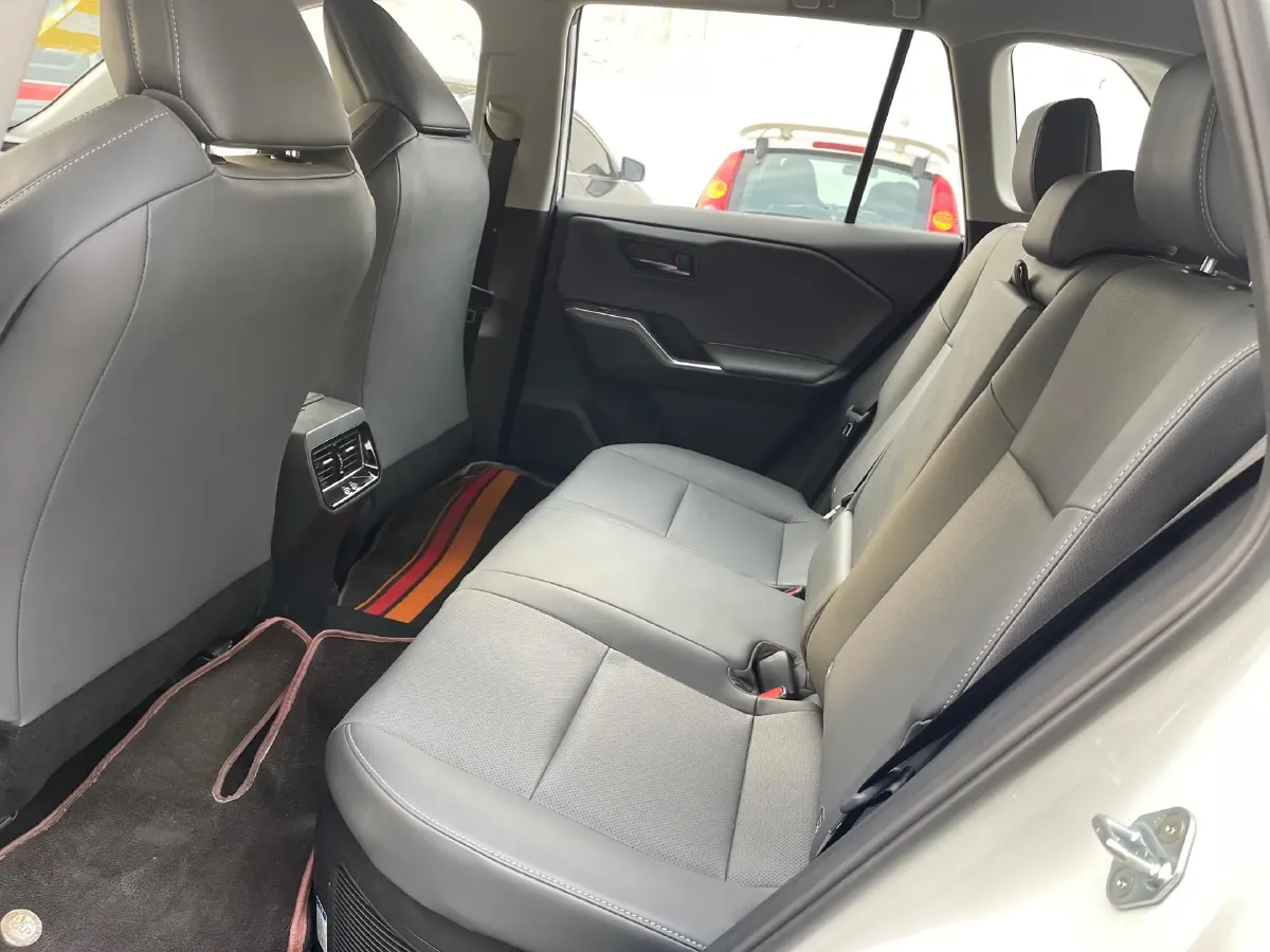 2026 Toyota Wildlander 2.0L 152HP L4 E-CVT Hybrid,autocango,china used car exporter,china ev exporter,chinese used car exporter,chinese used ev exporter