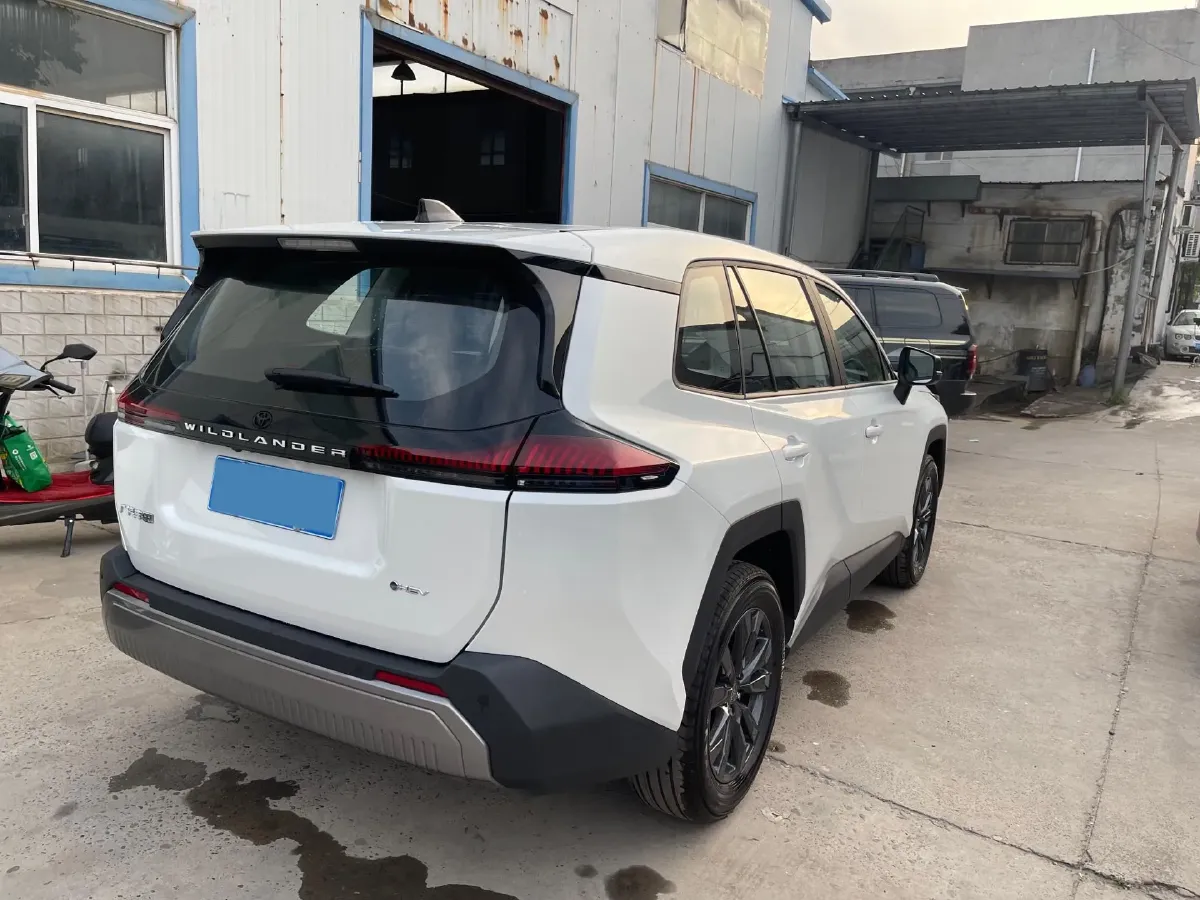 2026 Toyota Wildlander 2.0L 152HP L4 E-CVT Hybrid,autocango,china used car exporter,china ev exporter,chinese used car exporter,chinese used ev exporter