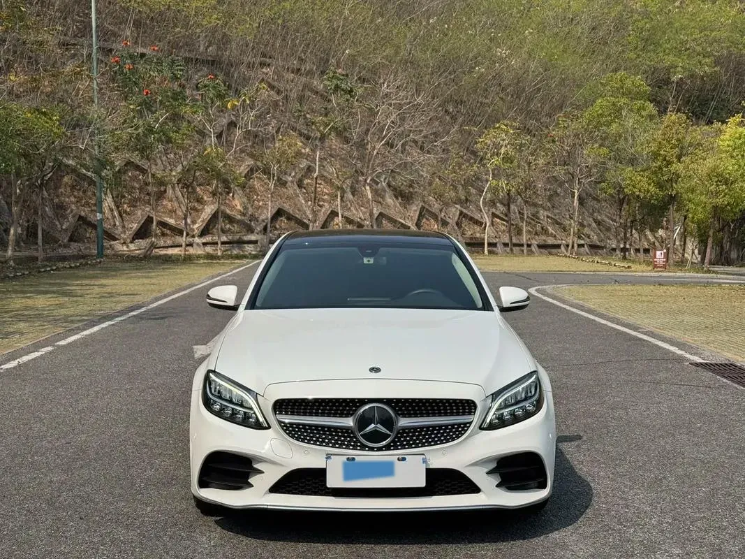 2021 Mercedes-Benz C Class 1.5T 156HP L4 9AT,autocango,china used car exporter,china ev exporter,chinese used car exporter,chinese used ev exporter