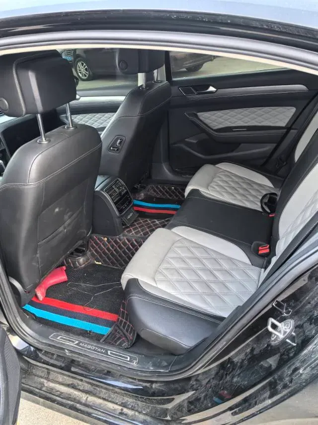 2020 Volkswagen Magotan 2.0T 186HP L4 7DCT,autocango,china used car exporter,china ev exporter,chinese used car exporter,chinese used ev exporter