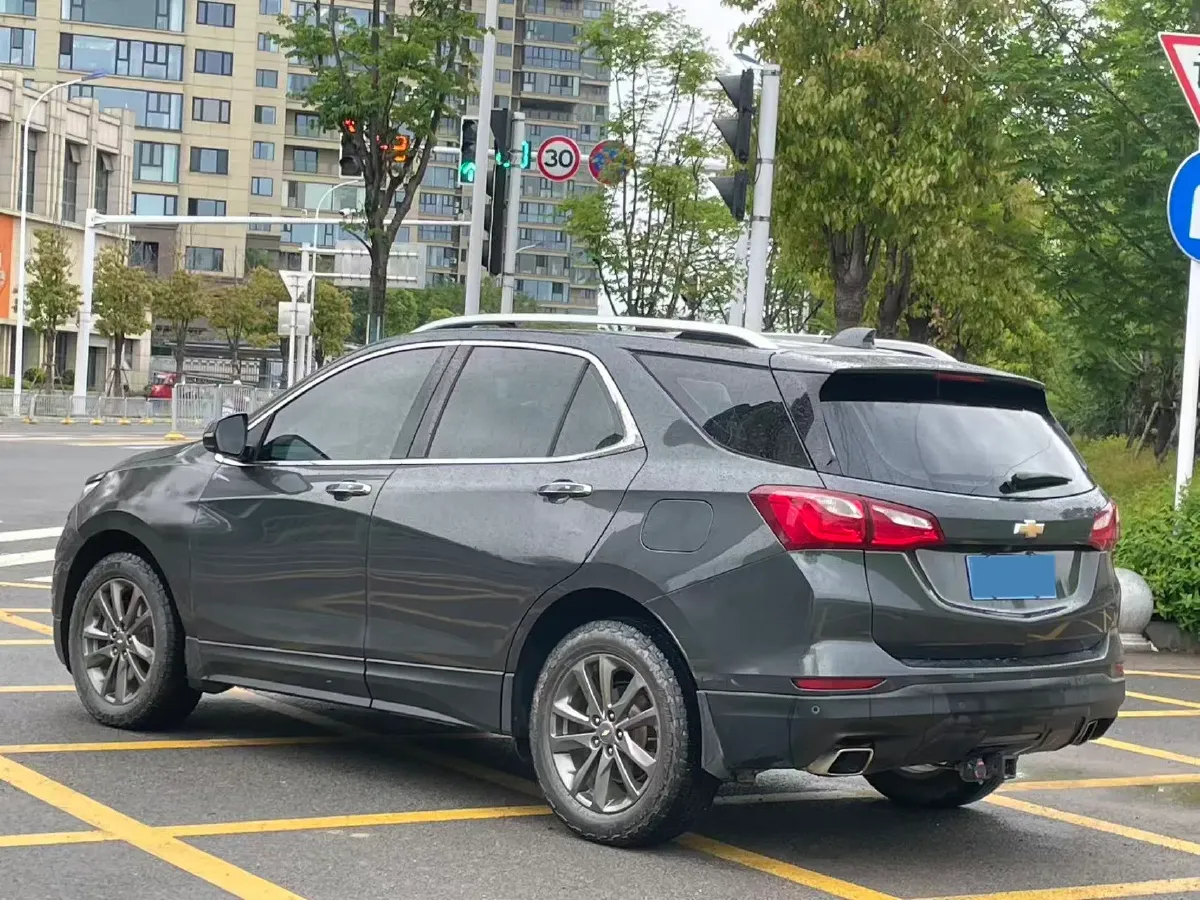 2018 Chevrolet Equinox 2.0T 260HP L4 9AT,autocango,china used car exporter,china ev exporter,chinese used car exporter,chinese used ev exporter