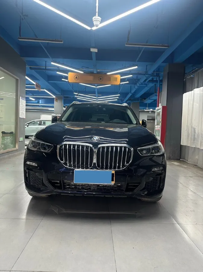 2021 BMW X5 3.0T 340HP L6 8AT,autocango,china used car exporter,china ev exporter,chinese used car exporter,chinese used ev exporter