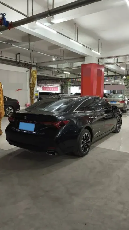 2022 Toyota Avalon 2.5L 209HP L4 8AT,autocango,china used car exporter,china ev exporter,chinese used car exporter,chinese used ev exporter