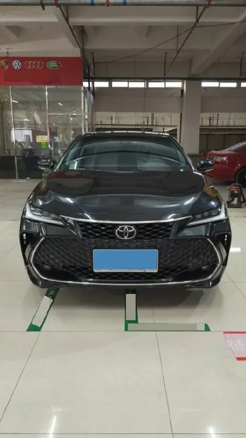 2022 Toyota Avalon 2.5L 209HP L4 8AT,autocango,china used car exporter,china ev exporter,chinese used car exporter,chinese used ev exporter