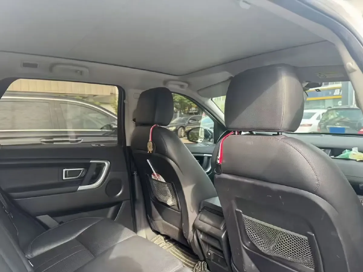 2018 Land Rover Discovery Sport 2.0T 241HP L4 9AT,autocango,china used car exporter,china ev exporter,chinese used car exporter,chinese used ev exporter