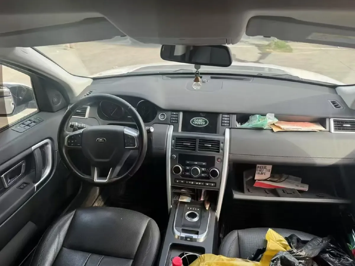 2018 Land Rover Discovery Sport 2.0T 241HP L4 9AT,autocango,china used car exporter,china ev exporter,chinese used car exporter,chinese used ev exporter