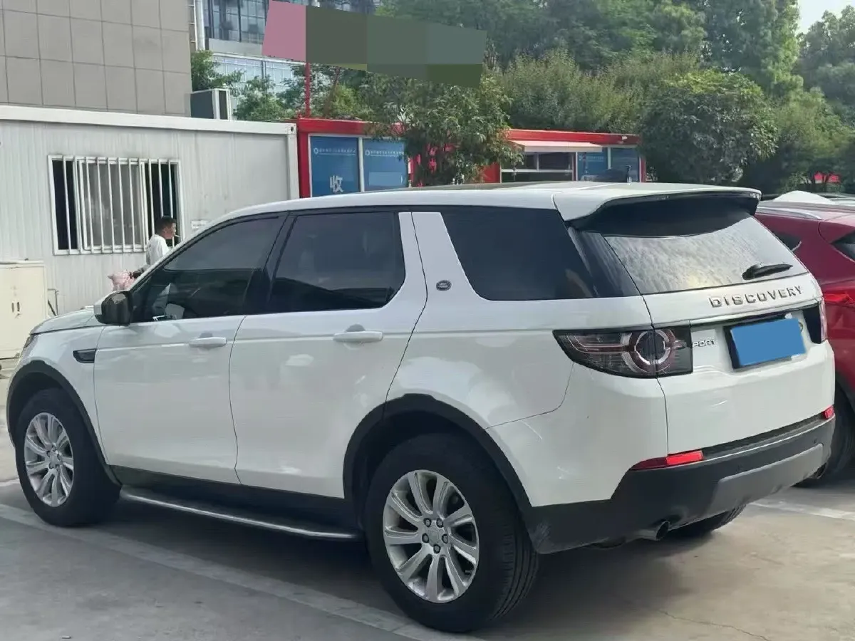2018 Land Rover Discovery Sport 2.0T 241HP L4 9AT,autocango,china used car exporter,china ev exporter,chinese used car exporter,chinese used ev exporter