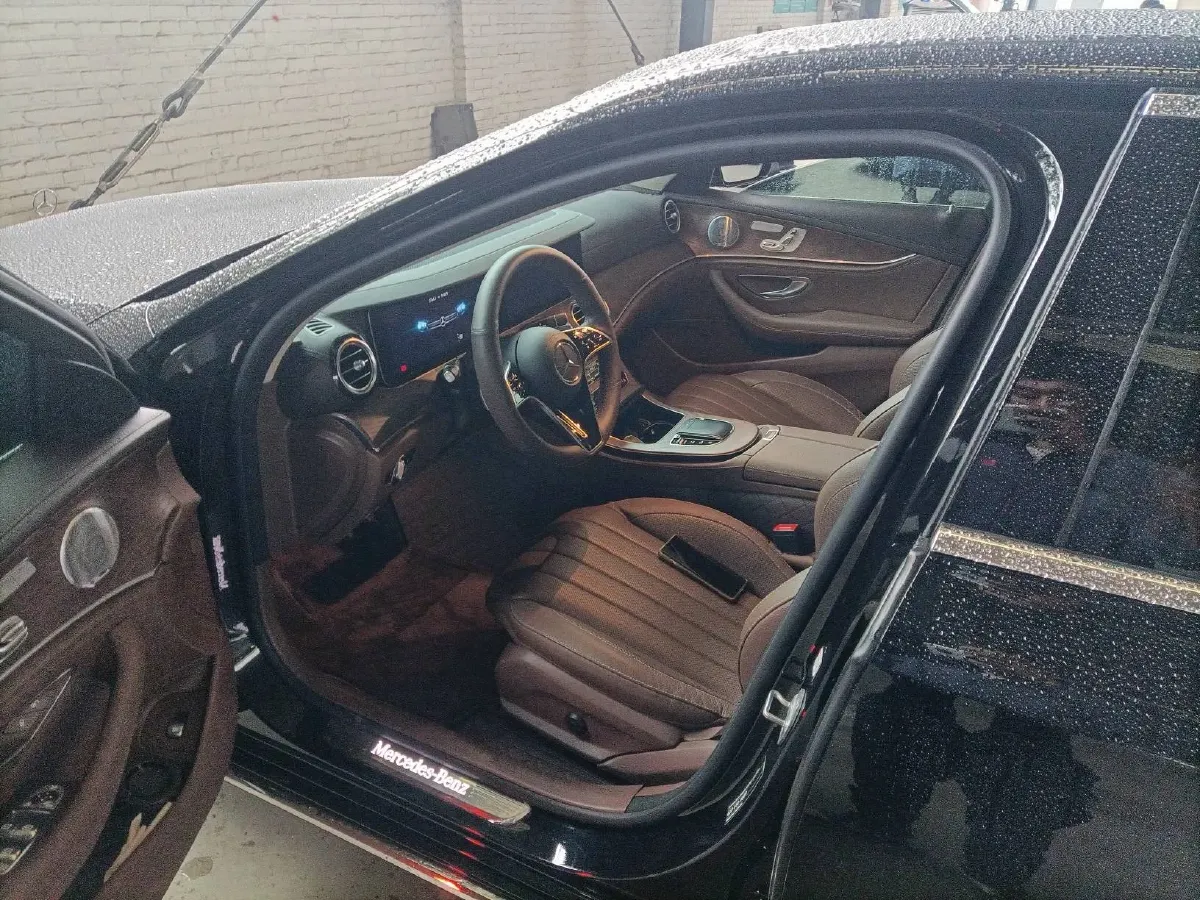 2021 Mercedes-Benz E Class 2.0T 258HP L4 9AT,autocango,china used car exporter,china ev exporter,chinese used car exporter,chinese used ev exporter