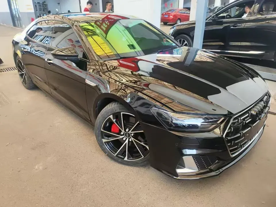 2024 Audi A7L 2.0T 245HP L4 7DCT,autocango,china used car exporter,china ev exporter,chinese used car exporter,chinese used ev exporter