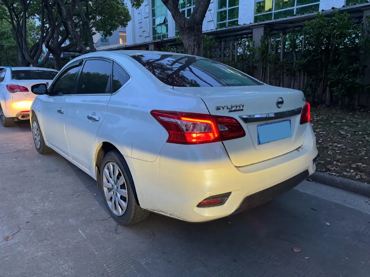 2021 Nissan Sylphy 1.6L 122HP L4 CVT,autocango,china used car exporter,china ev exporter,chinese used car exporter,chinese used ev exporter