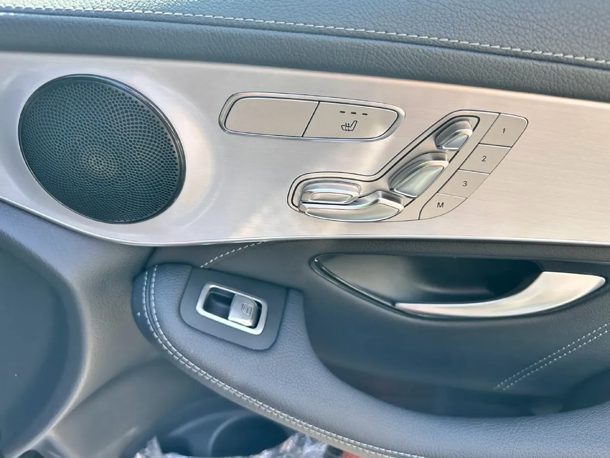 2020 Mercedes-Benz GLC Coupe AMG 4.0T 476HP V8 9AT,autocango,china used car exporter,china ev exporter,chinese used car exporter,chinese used ev exporter