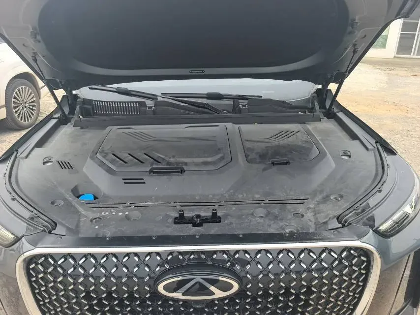 2025 Chery Tiggo 8 Plus 1.6T 197HP L4 7DCT,autocango,china used car exporter,china ev exporter,chinese used car exporter,chinese used ev exporter