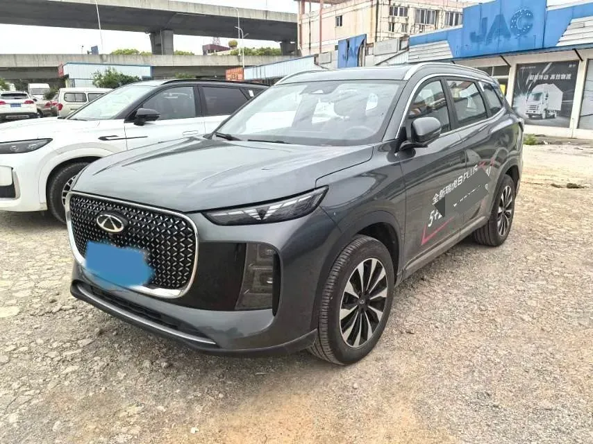 2025 Chery Tiggo 8 Plus 1.6T 197HP L4 7DCT,autocango,china used car exporter,china ev exporter,chinese used car exporter,chinese used ev exporter
