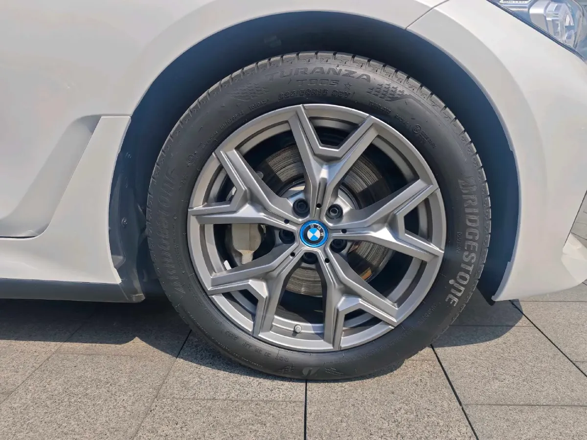 2024 BMW i3 BEV 70KWH,autocango,china used car exporter,china ev exporter,chinese used car exporter,chinese used ev exporter