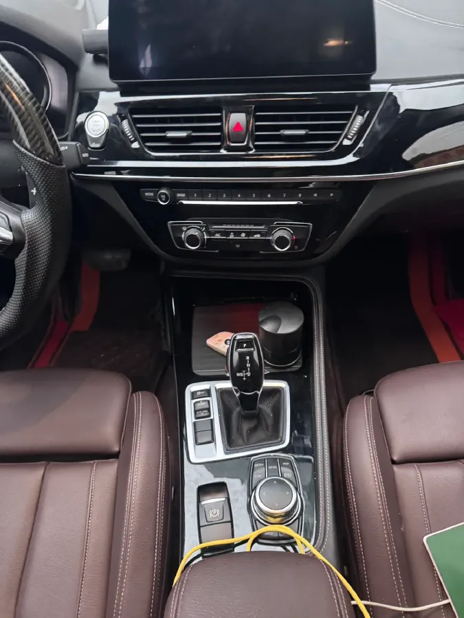 2022 BMW 1 Series 2.0T 192HP L4 7DCT,autocango,china used car exporter,china ev exporter,chinese used car exporter,chinese used ev exporter