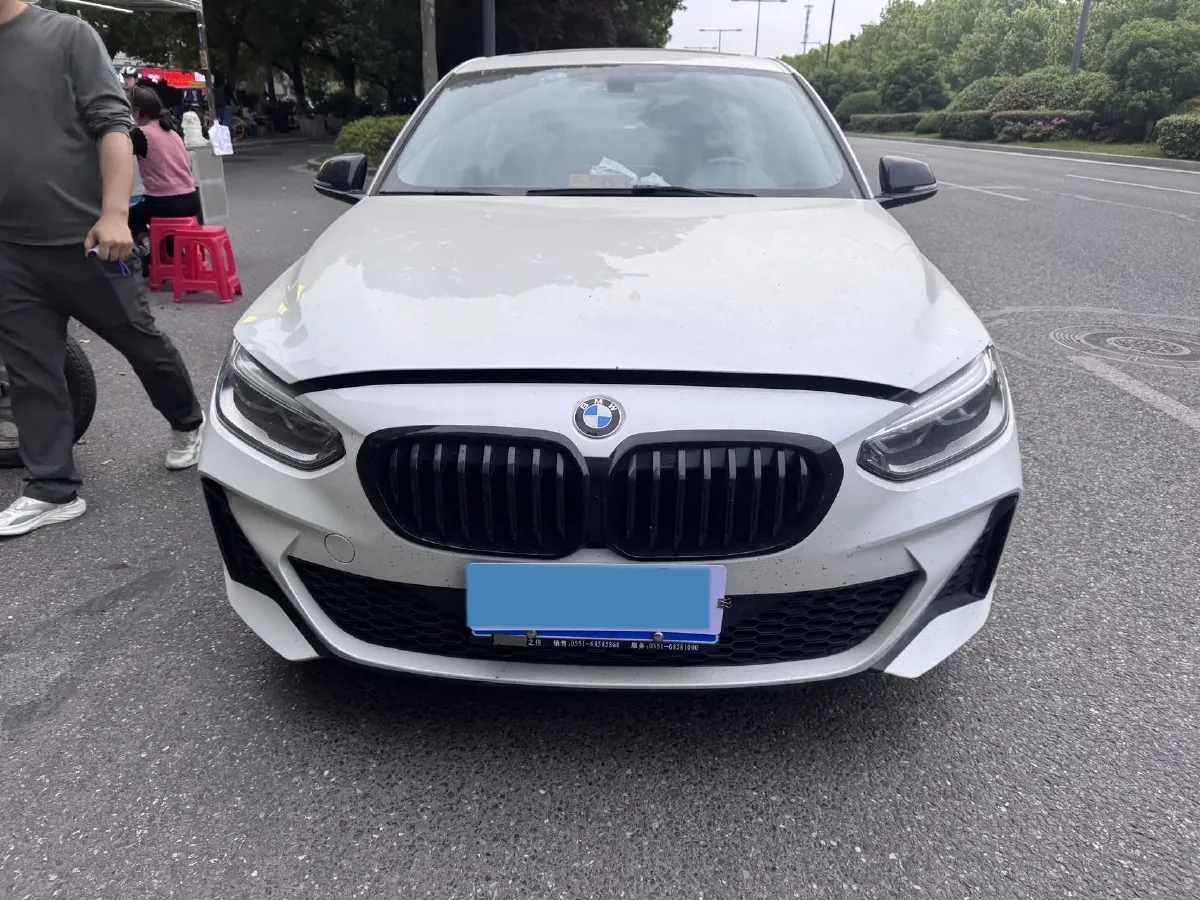 2022 BMW 1 Series 2.0T 192HP L4 7DCT,autocango,china used car exporter,china ev exporter,chinese used car exporter,chinese used ev exporter